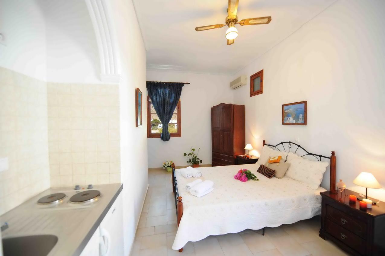 Philoxenia Hotel & Studios Perissa  Bagian luar foto