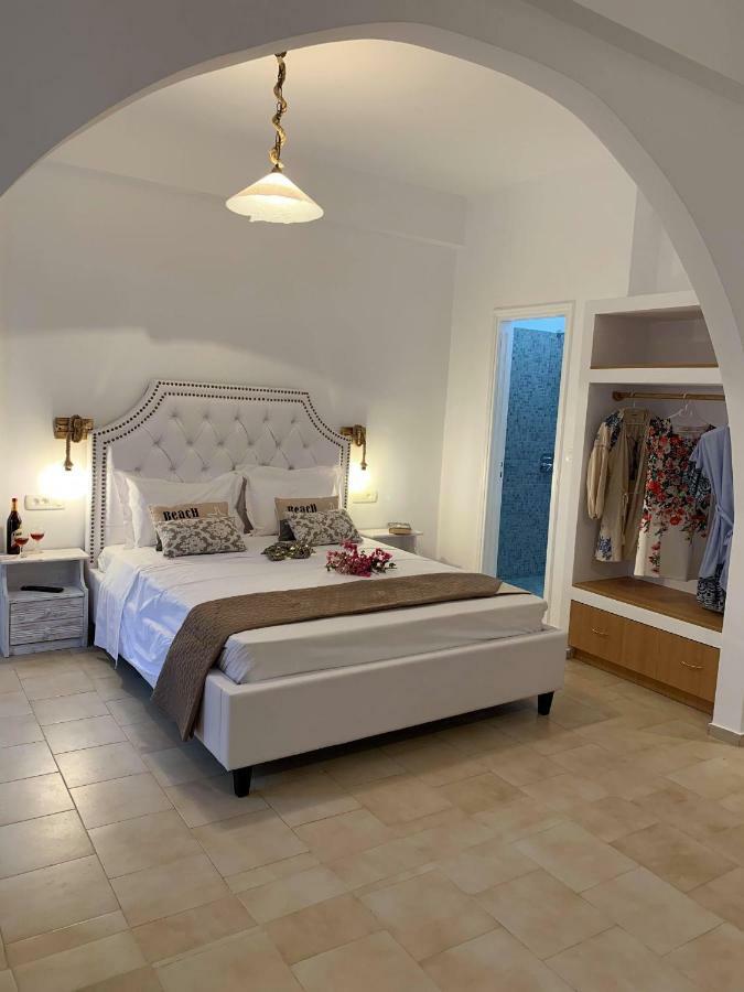 Philoxenia Hotel & Studios Perissa  Bagian luar foto