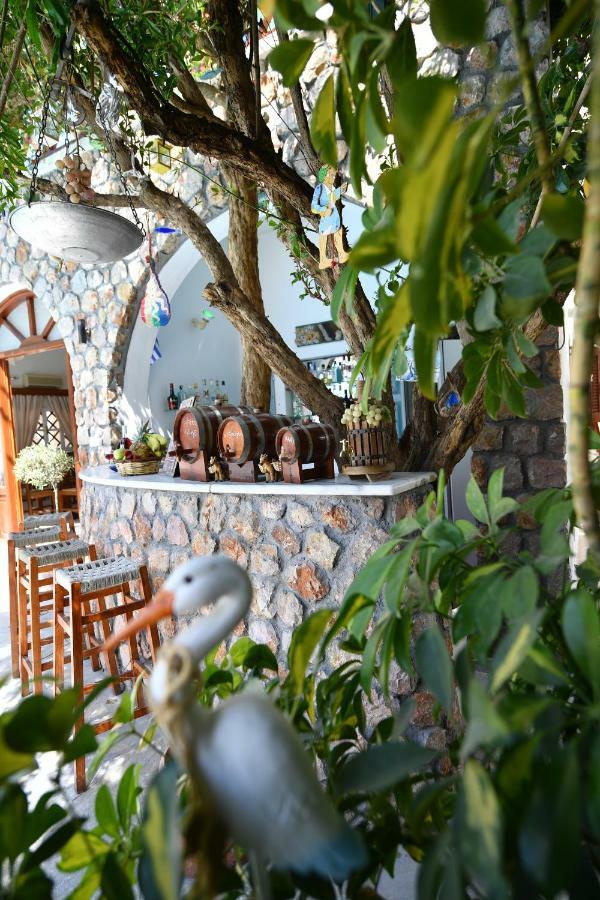 Philoxenia Hotel & Studios Perissa  Bagian luar foto